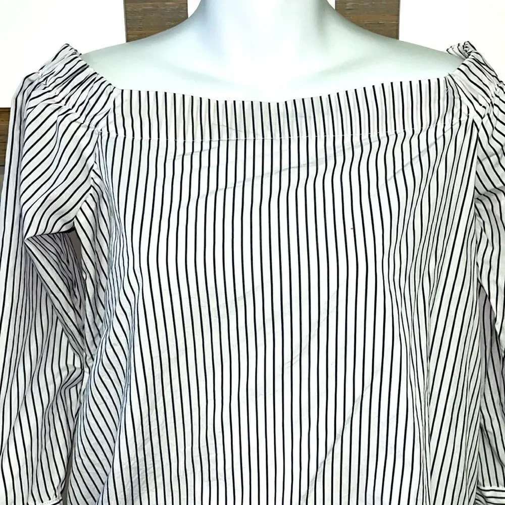 Banana Republic Off-the-Shoulder Black & White Striped Button up Blouse- Small